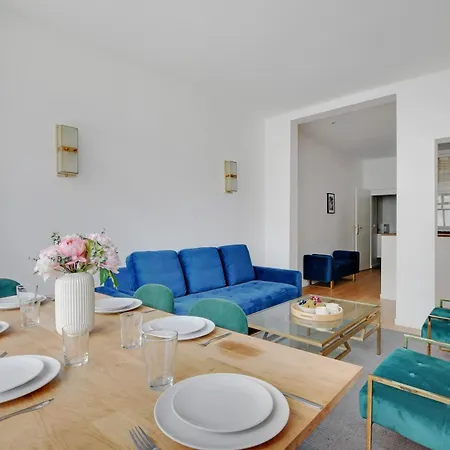 Modern 3-bedroom 6 Guests Centre Parigi